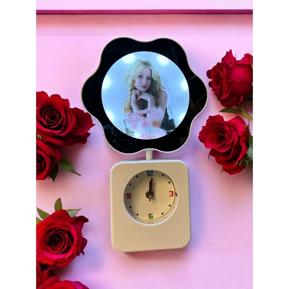 Papatya Tasarımlı Saat Özellikli Ledli Kırmızı ve Beyaz Renkli Sihirli Ayna