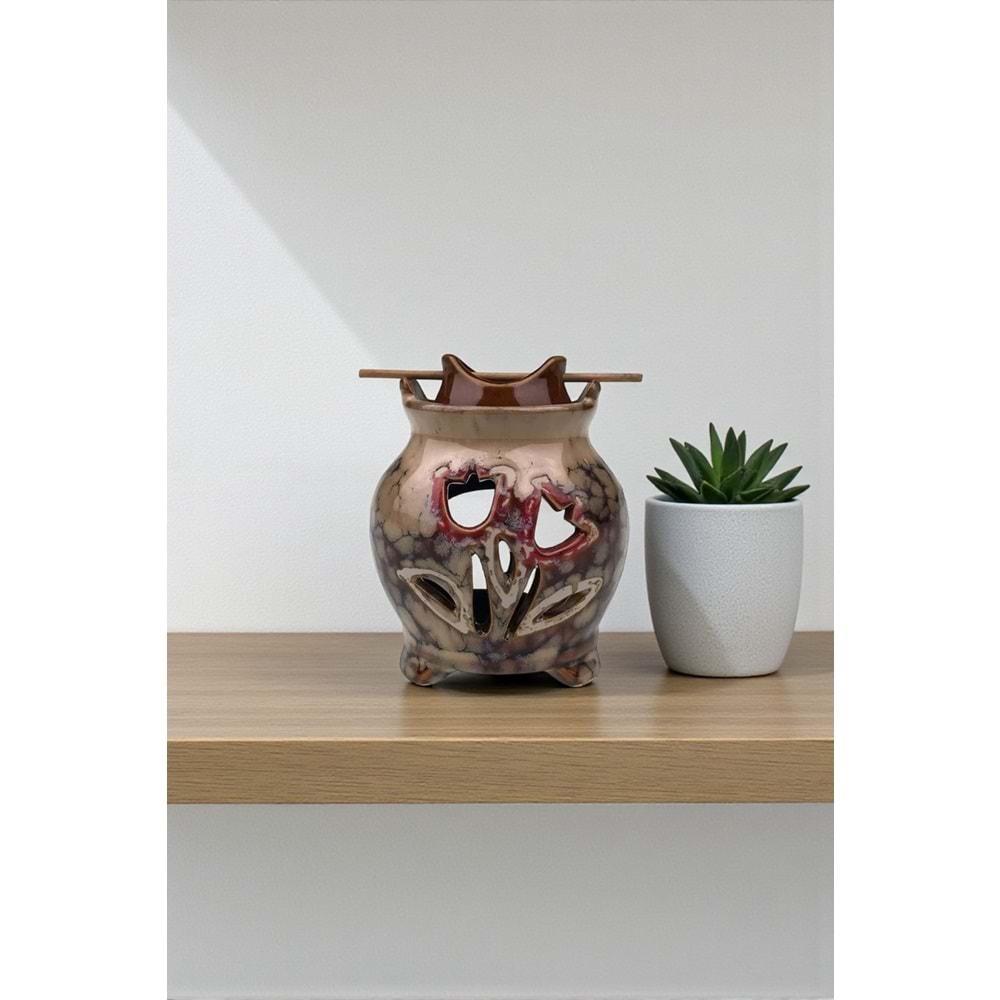 Seramik Lale Çiçek Tasarımlı Buhurdanlık – Dekoratif Aromaterapi ve Uçucu Yağ Yakıcı