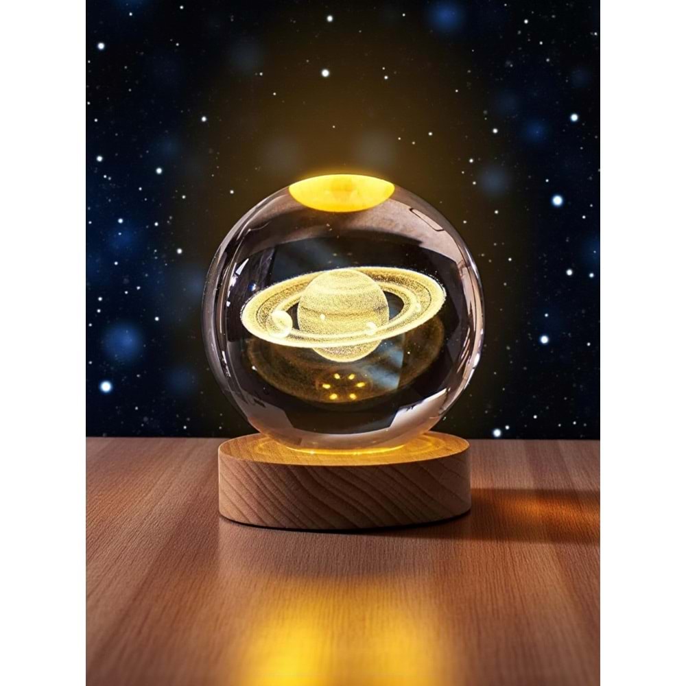 3D Satürn Gezegenli Cam Küre Lamba – USB'li Sarı Işık Masaüstü Dekoru (Çap 6 cm)