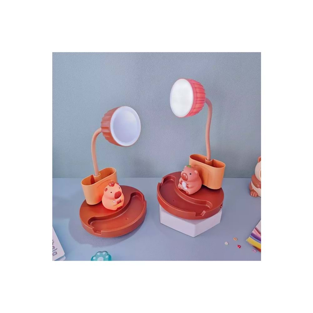 Capybara LED Masa Lambası – USB Şarjlı, Kalemlik, Telefon ve Kalemtıraşlı