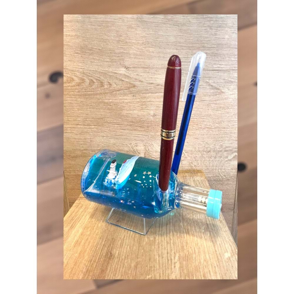 Işıklı Deniz Temalı Gemi Sulu Kalemlik – LED'li Masa Dekoru (14.5 cm)