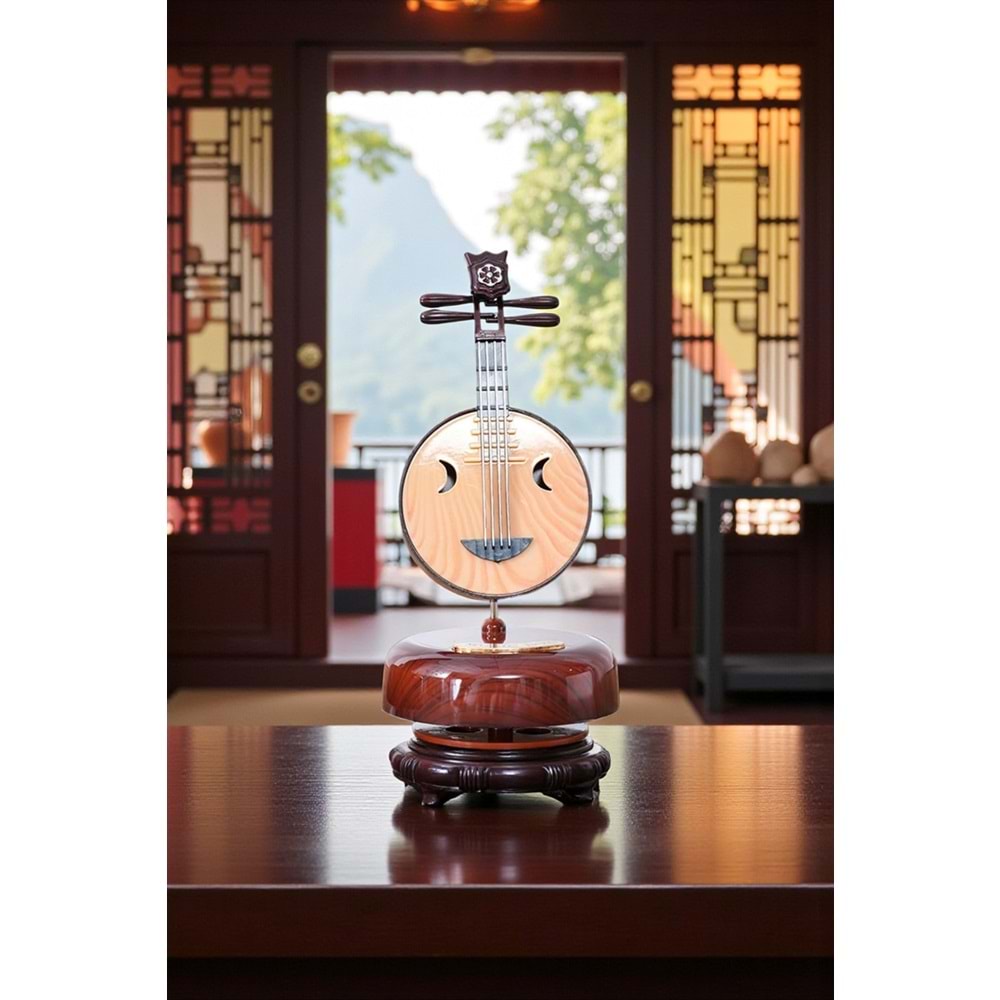 Ahşap Görünümlü Çin Pipası Tasarımlı Dönen Müzik Kutusu – Telli Çalgı Modeli Retro Dekoratif Hediye (18,5 cm)