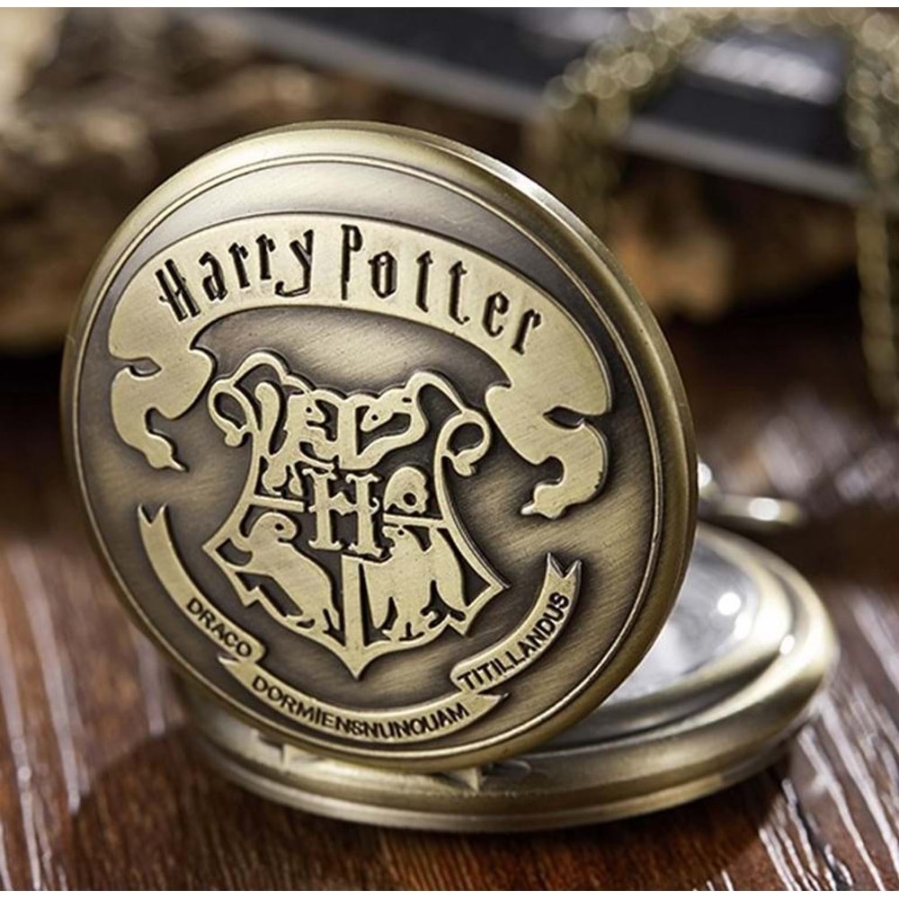 Retro Vintage Harry Potter Arma Tasarımlı Köstekli Cep Saati
