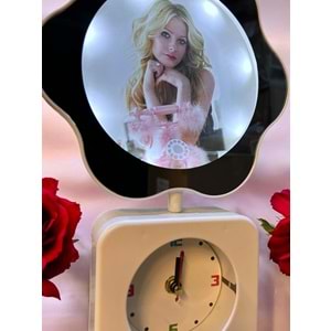 Papatya Tasarımlı Saat Özellikli Ledli Kırmızı ve Beyaz Renkli Sihirli Ayna