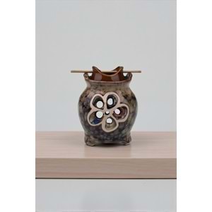 Seramik Lotus Çiçek Tasarımlı Buhurdanlık – Dekoratif Aromaterapi ve Uçucu Yağ Yakıcı