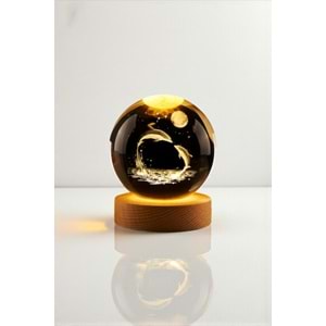 Sevimli Yunus Balıkları Ahşap Altlıklı 3D Cam Küre 6 cm – Dekoratif Küre