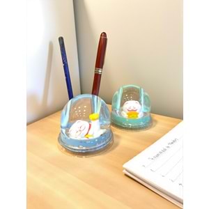 Şans Kedisi (Maneki-Neko) Sulu Kalemlik – Kar Küresi Efektli Uğur Dekoru (8 cm)
