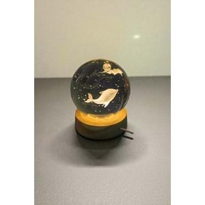 Dekoratif Işıklı Ahşap Kaideli Sevimli Yunus Balığı 3D Cam Küre Night Light – 6 cm USB’li