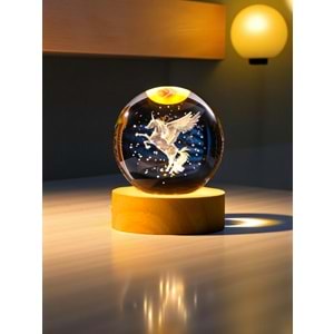 Mistik Pegasus (Kanatlı At) Temalı Cam Küre Lamba – USB'li Sarı Işık Masa Dekoru (Çap 6 cm)